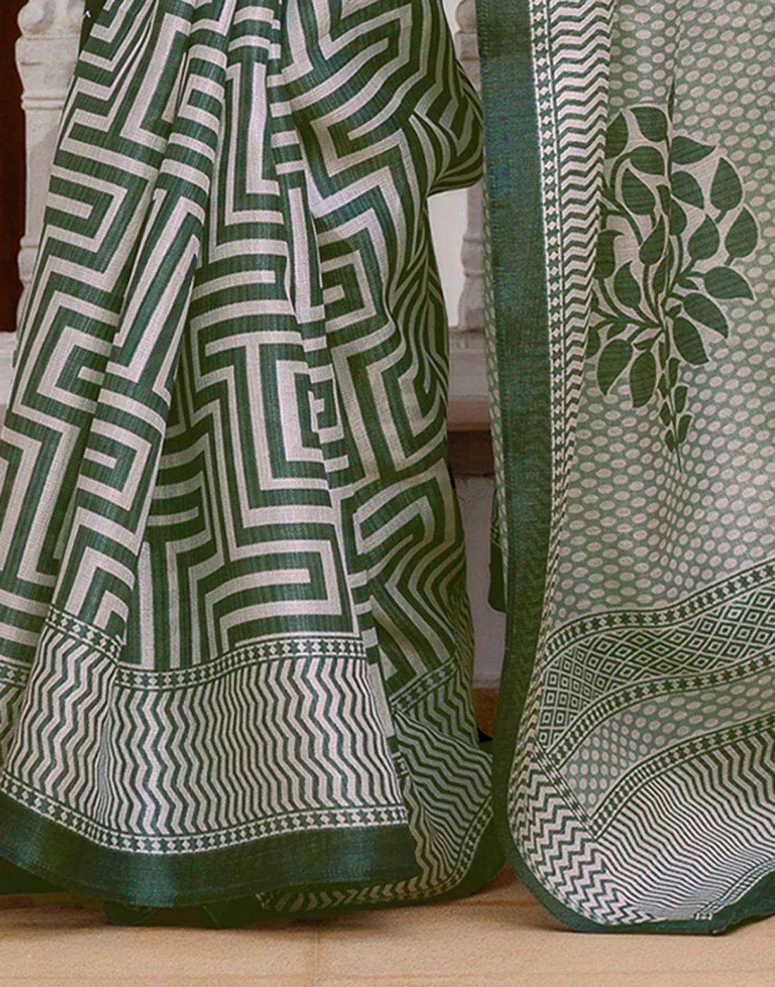 Dark Green Khadi Printed Saree for Elegant Ethnic & Daily Wear - Image 5