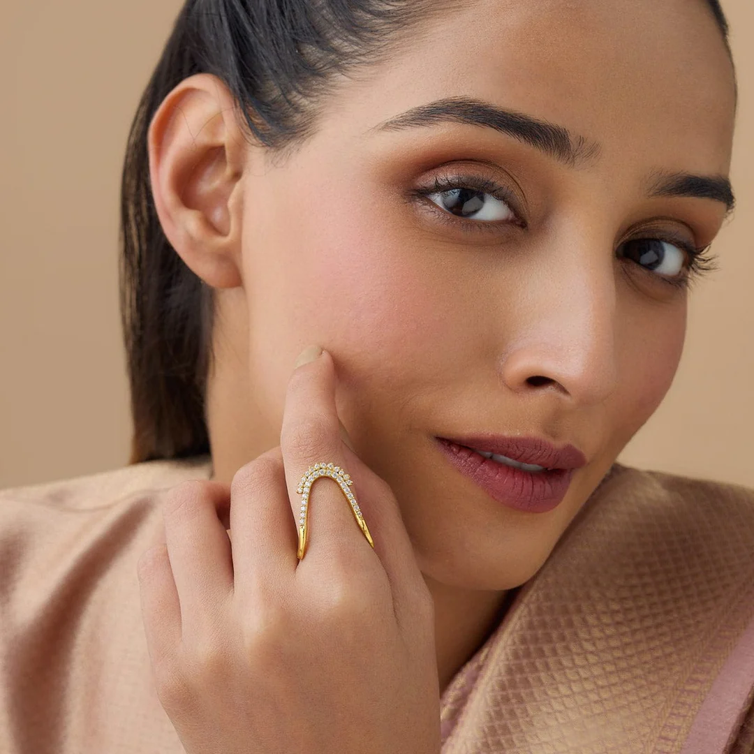Elegant Silver Temple Finger Ring for Traditional Look - Image 2