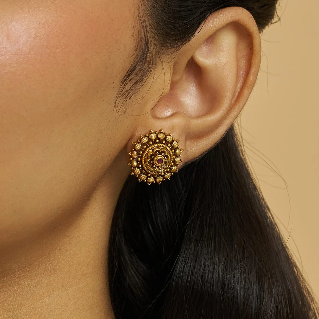 Elegant Circle Shape Antique Earring for Traditional Look - Image 2