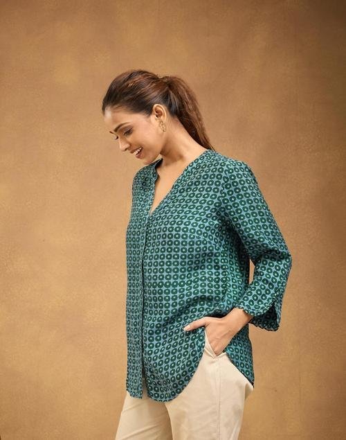 Green Rayon Blend Shirt for Smart Casual Look - Image 3