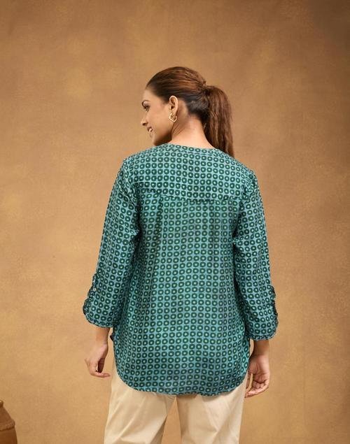 Green Rayon Blend Shirt for Smart Casual Look - Image 4